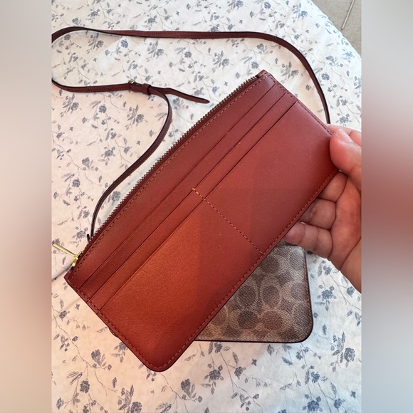 Coach Tan and Red Crossbody Bag - Picture 2 of 9